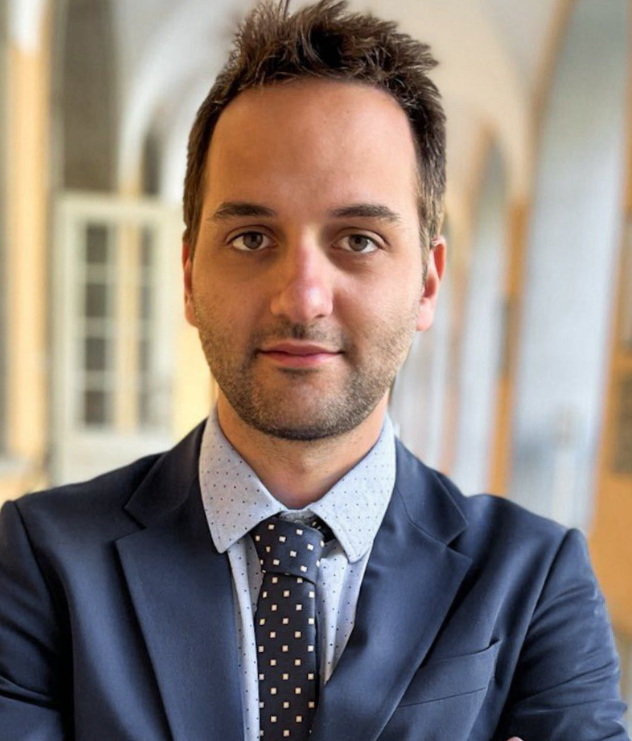 Ioannis headshot